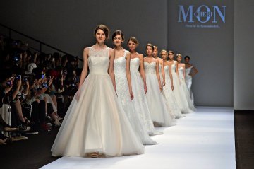 上海時裝周舉辦Mon Cheri婚紗禮服秀