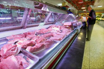 新闻分析:猪肉等食品涨价推升CPI重返＂2时代＂