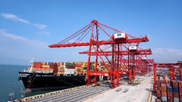 深圳港与印尼两港口签约 友好港增至17个
