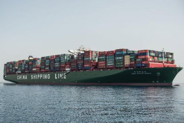 多家船公司主動降低海運附加費 出口企業年減負逾2億元