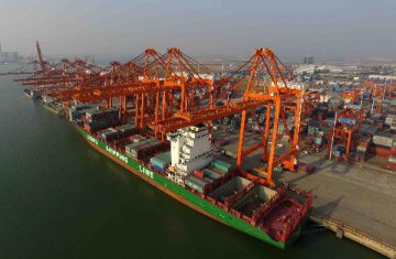 中国增进与周边国家共赢 开启新FTA升级版谈判