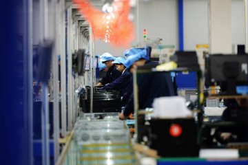 8月中国制造业PMI为50.4% 环比上升0.5个百分点