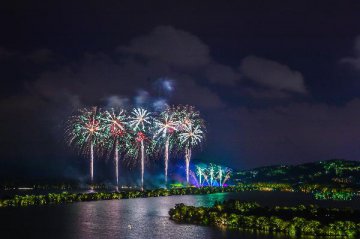 9月7日四大证券报头版内容精华摘要