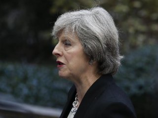 英國首相特雷莎·梅稱硬性退歐並非不可避免