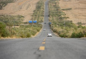 新疆加快构建“一带一路”交通枢纽中心