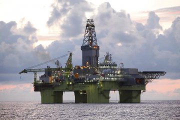 中海油上半年日赚1.4亿元 油气产业有望迎投资高峰