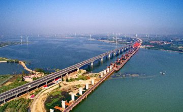 中铁总计划投产新线增七成 今年铁路投资规模有望创新高