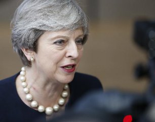 ​英國首相呼籲議會支援“脫歐”協定