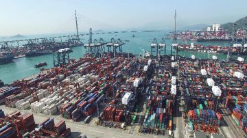 香港2018年出口貨值同比升7.3% 進口貨值升8.4%