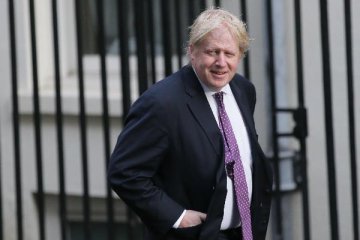 约翰逊领跑首相争夺战 英国＂硬脱欧＂风险上升