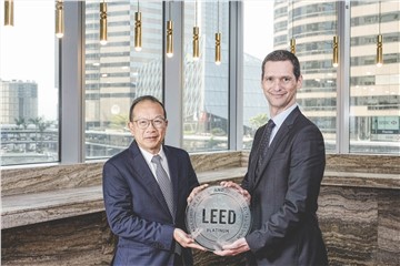 香港置地中環物業組合榮獲 LEED 鉑金級認證 占全港所有 LEED EBOM 認證類別建築比例百分之二十七